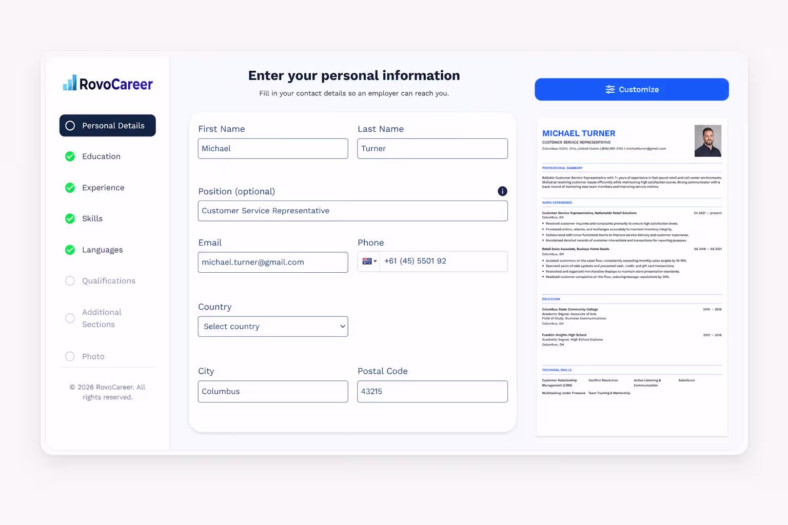 Online resume builder – data editing view in the document