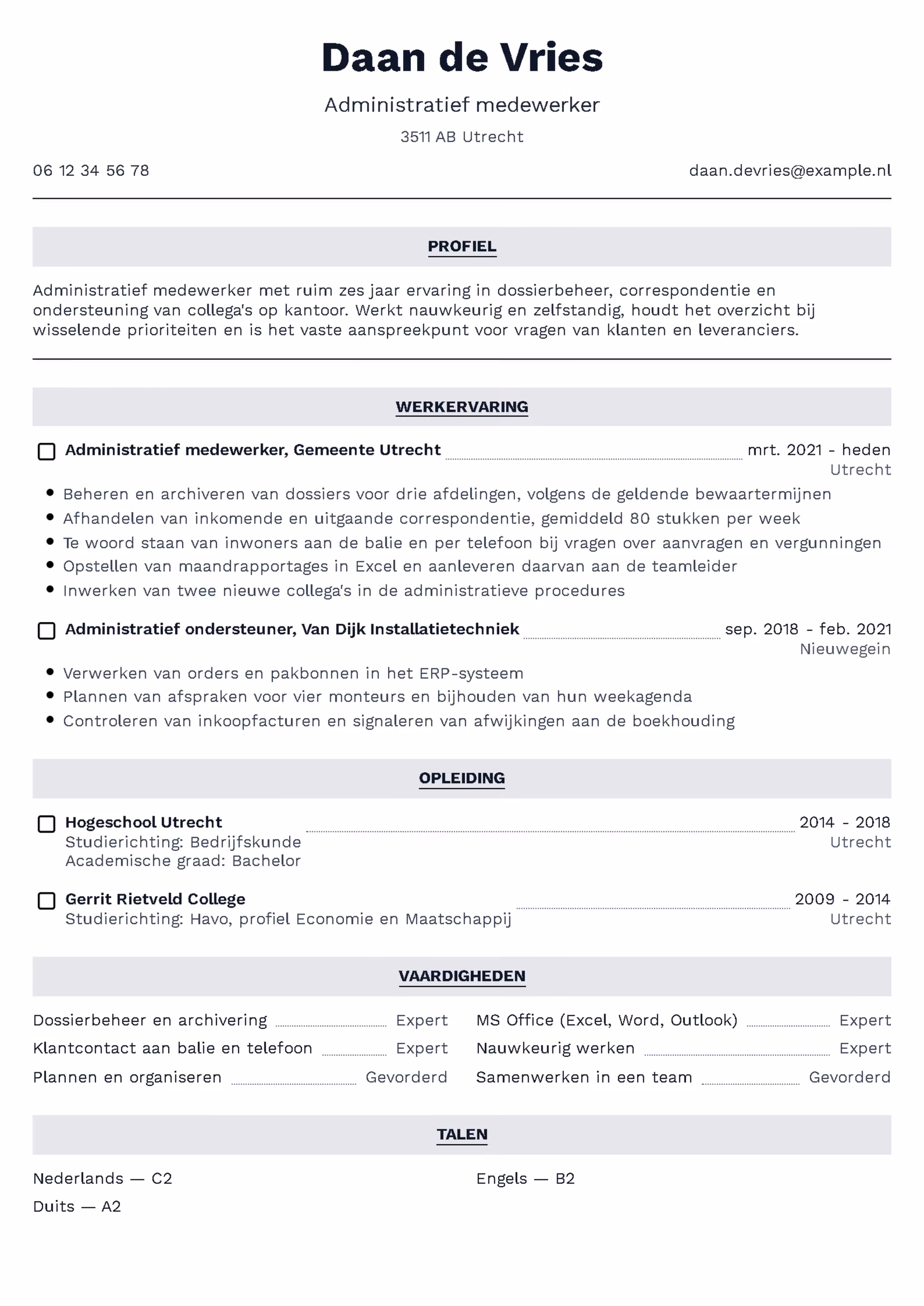 Cv van een administratief medewerker in het Nederlands — profielschets, werkervaring, vaardigheden