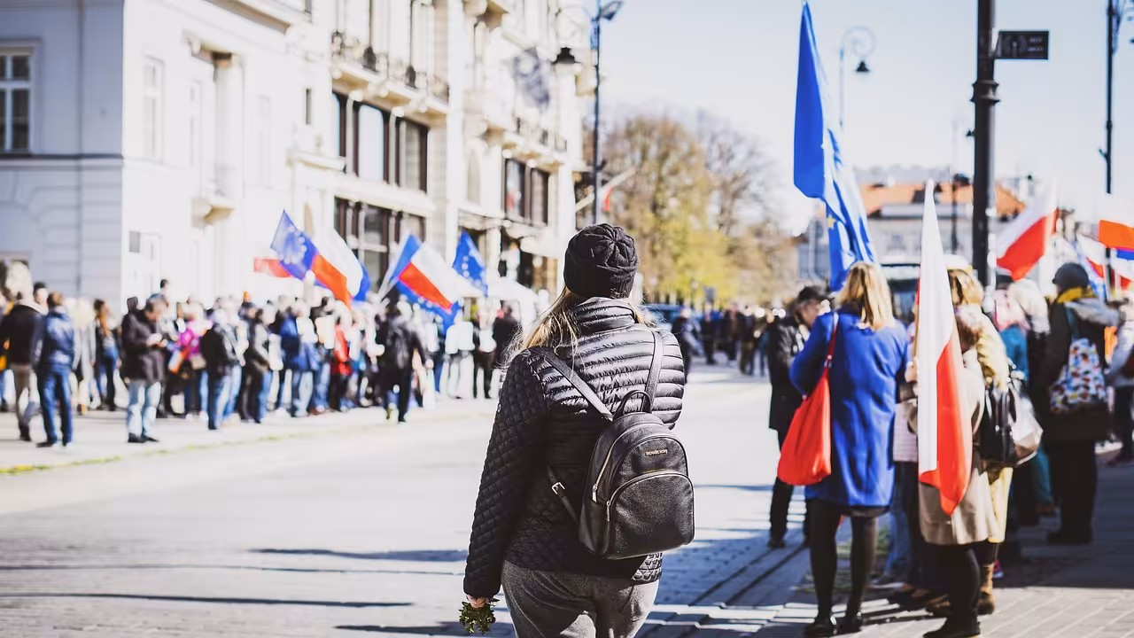 CV po wielu latach emigracji – jak wrócić na polski rynek pracy i opisać zagraniczne doświadczenie